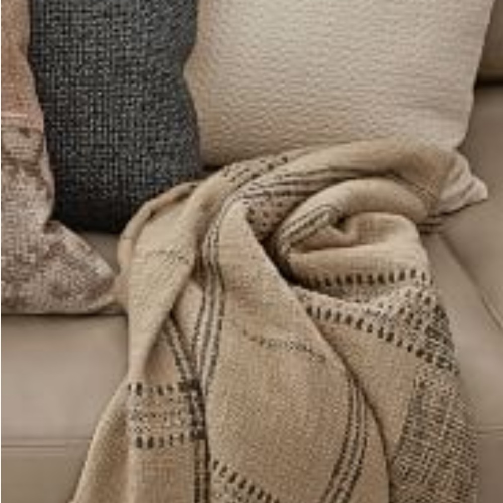 Pottery Barn Textured Throw Blanket - Beige and Gray